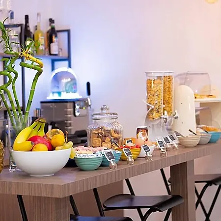 Neocore Boutique Naples